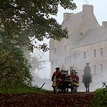 OUTLANDER_-_E1X02_CASTLE_LEOCH_0111.jpg