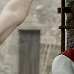 OUTLANDER_-_E1X02_CASTLE_LEOCH_0345.jpg
