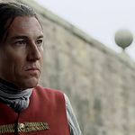 OUTLANDER_-_E1X02_CASTLE_LEOCH_0418.jpg