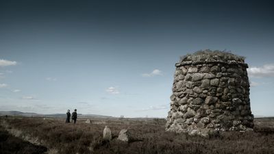 OUTLANDER_-_E1X05_RENT_0122.jpg