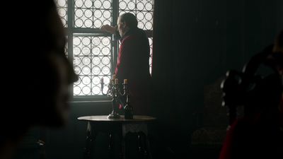 OUTLANDER_-_E1X06_THE_GARRISON_COMMANDER_0363.jpg