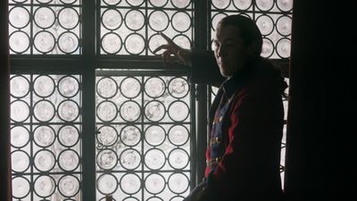 OUTLANDER_-_E1X06_THE_GARRISON_COMMANDER_0391.jpg