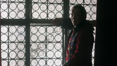 OUTLANDER_-_E1X06_THE_GARRISON_COMMANDER_0397.jpg
