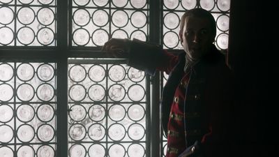 OUTLANDER_-_E1X06_THE_GARRISON_COMMANDER_0400.jpg