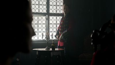 OUTLANDER_-_E1X06_THE_GARRISON_COMMANDER_0444.jpg