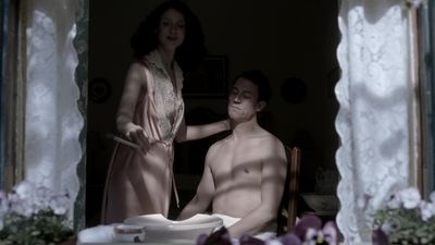 OUTLANDER_-_E1X06_THE_GARRISON_COMMANDER_0568.jpg