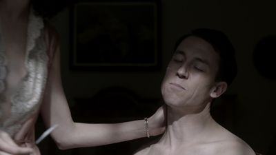 OUTLANDER_-_E1X06_THE_GARRISON_COMMANDER_0613.jpg