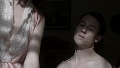 OUTLANDER_-_E1X06_THE_GARRISON_COMMANDER_0624.jpg