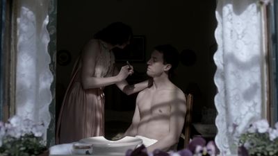 OUTLANDER_-_E1X06_THE_GARRISON_COMMANDER_0646.jpg