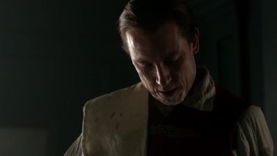 OUTLANDER_-_E1X06_THE_GARRISON_COMMANDER_0773.jpg