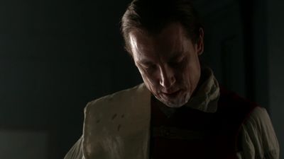 OUTLANDER_-_E1X06_THE_GARRISON_COMMANDER_0774.jpg