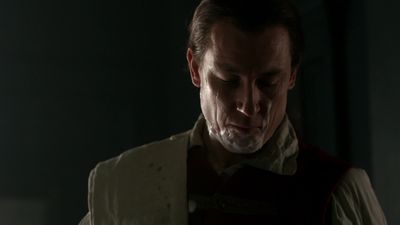 OUTLANDER_-_E1X06_THE_GARRISON_COMMANDER_0784.jpg