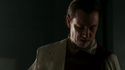 OUTLANDER_-_E1X06_THE_GARRISON_COMMANDER_0788.jpg