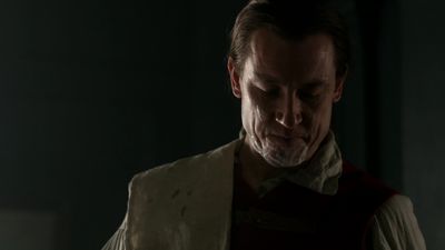 OUTLANDER_-_E1X06_THE_GARRISON_COMMANDER_0791.jpg