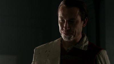OUTLANDER_-_E1X06_THE_GARRISON_COMMANDER_0796.jpg