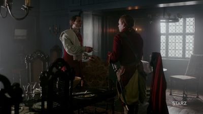 OUTLANDER_-_E1X06_THE_GARRISON_COMMANDER_0814.jpg