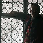 OUTLANDER_-_E1X06_THE_GARRISON_COMMANDER_0403.jpg