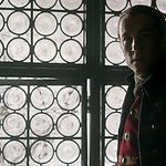 OUTLANDER_-_E1X06_THE_GARRISON_COMMANDER_0416.jpg