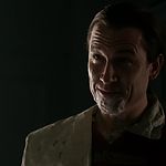 OUTLANDER_-_E1X06_THE_GARRISON_COMMANDER_0801.jpg
