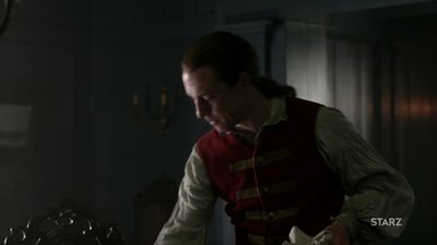 OUTLANDER_-_E1X06_THE_GARRISON_COMMANDER_0845.jpg