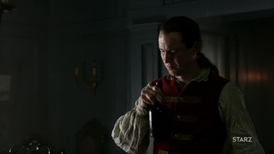 OUTLANDER_-_E1X06_THE_GARRISON_COMMANDER_0865.jpg