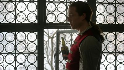 OUTLANDER_-_E1X06_THE_GARRISON_COMMANDER_0895.jpg