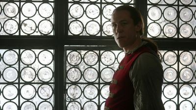 OUTLANDER_-_E1X06_THE_GARRISON_COMMANDER_0941.jpg