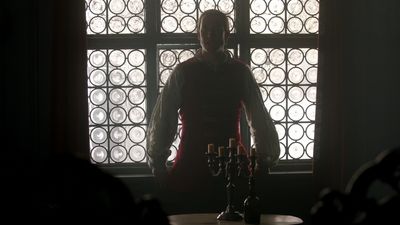 OUTLANDER_-_E1X06_THE_GARRISON_COMMANDER_0972.jpg