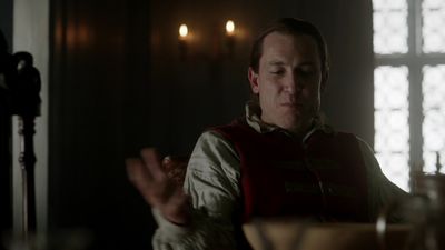 OUTLANDER_-_E1X06_THE_GARRISON_COMMANDER_1048.jpg