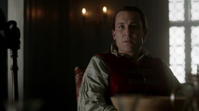 OUTLANDER_-_E1X06_THE_GARRISON_COMMANDER_1115.jpg