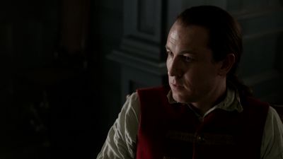 OUTLANDER_-_E1X06_THE_GARRISON_COMMANDER_1133.jpg