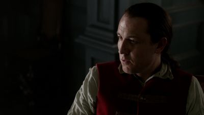 OUTLANDER_-_E1X06_THE_GARRISON_COMMANDER_1135.jpg