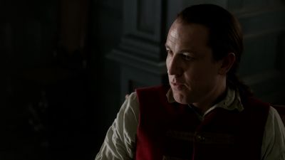 OUTLANDER_-_E1X06_THE_GARRISON_COMMANDER_1136.jpg