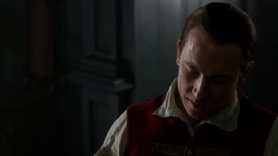 OUTLANDER_-_E1X06_THE_GARRISON_COMMANDER_1217.jpg