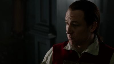 OUTLANDER_-_E1X06_THE_GARRISON_COMMANDER_1231.jpg
