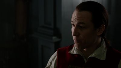 OUTLANDER_-_E1X06_THE_GARRISON_COMMANDER_1234.jpg