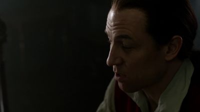 OUTLANDER_-_E1X06_THE_GARRISON_COMMANDER_1254.jpg
