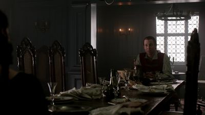 OUTLANDER_-_E1X06_THE_GARRISON_COMMANDER_1264.jpg