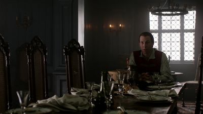 OUTLANDER_-_E1X06_THE_GARRISON_COMMANDER_1299.jpg