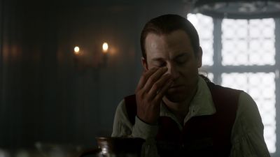OUTLANDER_-_E1X06_THE_GARRISON_COMMANDER_1387.jpg