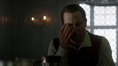 OUTLANDER_-_E1X06_THE_GARRISON_COMMANDER_1393.jpg