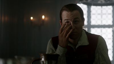 OUTLANDER_-_E1X06_THE_GARRISON_COMMANDER_1398.jpg