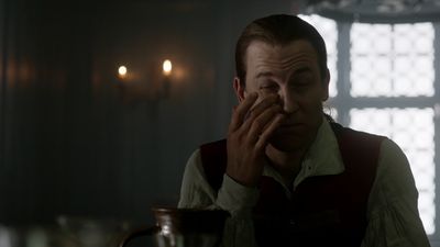 OUTLANDER_-_E1X06_THE_GARRISON_COMMANDER_1399.jpg