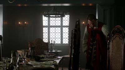 OUTLANDER_-_E1X06_THE_GARRISON_COMMANDER_1406.jpg