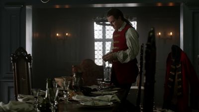 OUTLANDER_-_E1X06_THE_GARRISON_COMMANDER_1414.jpg