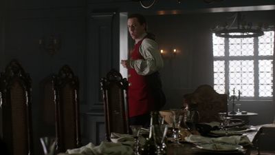 OUTLANDER_-_E1X06_THE_GARRISON_COMMANDER_1425.jpg
