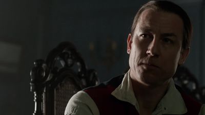 OUTLANDER_-_E1X06_THE_GARRISON_COMMANDER_1463.jpg