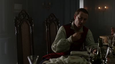 OUTLANDER_-_E1X06_THE_GARRISON_COMMANDER_1486.jpg