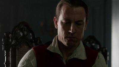OUTLANDER_-_E1X06_THE_GARRISON_COMMANDER_1510.jpg