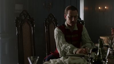 OUTLANDER_-_E1X06_THE_GARRISON_COMMANDER_1513.jpg